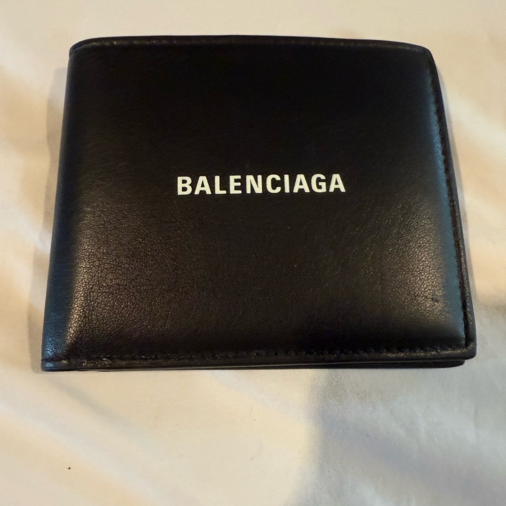 Balenciaga Black Leather Wallet with Gray Dust Bag - Picture 2 of 5